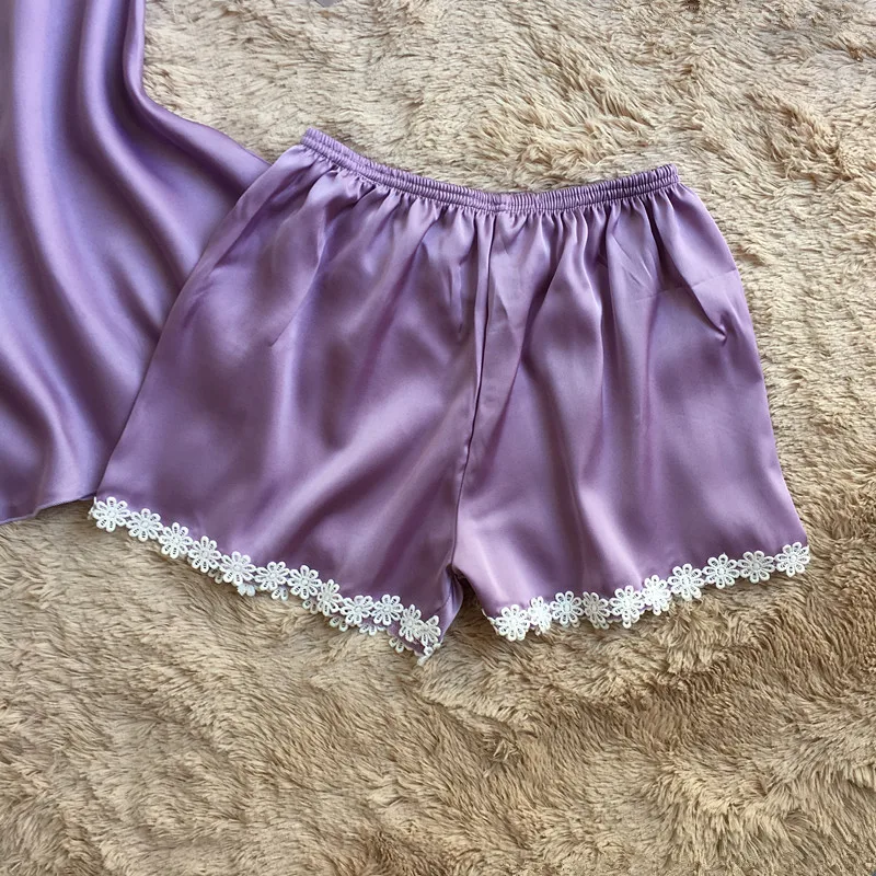 4181341145_1929359744