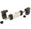 High Quality 4V330C-10 DC 24V 3 Position Close Type Solenoid Valve Five Way Ports Three Position Solenoid Valve Free Shipping
High Quality 4V330C-10 DC 24V 3 Position Close Type Solenoid Valve Five Way Ports Three Position Solenoid Valve Free Shipping