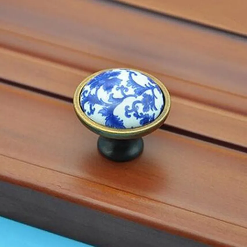 10pcs free shipping vintage fashion white and blue porcelain furniture knobs blue ceramic drawer shoe cabinet knobs bronze pulls
10pcs free shipping vintage fashion white and blue porcelain furniture knobs blue ceramic drawer shoe cabinet knobs bronze pulls