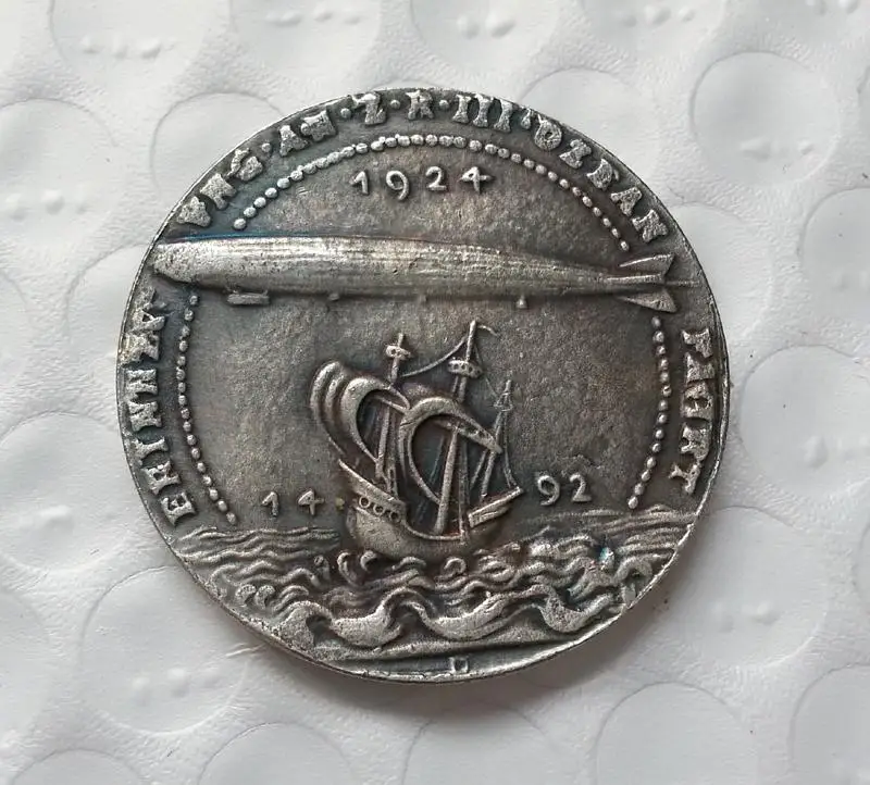 Zeppeline Flight 1492 1924 Medal COIN COPY commemorative coins-replica coins medal coins collectibles
Zeppeline Flight 1492 1924 Medal COIN COPY commemorative coins-replica coins medal coins collectibles