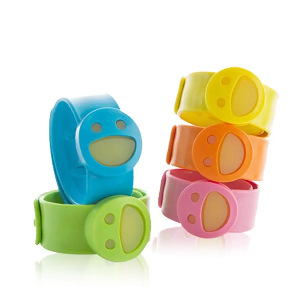 Snap Buglet Smile Anti Mosquito Slap Bracelets with Citronella Oil Mosquito repellent bracelet brumisateur rechargeable
Snap Buglet Smile Anti Mosquito Slap Bracelets with Citronella Oil Mosquito repellent bracelet brumisateur rechargeable