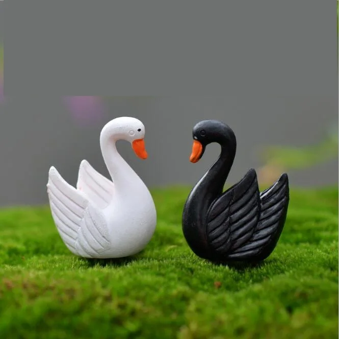 Simulation love Goose figurine Animal Model Resin Craft micro landscape home decor miniature fairy garden decoration accessories
Simulation love Goose figurine Animal Model Resin Craft micro landscape home decor miniature fairy garden decoration accessories