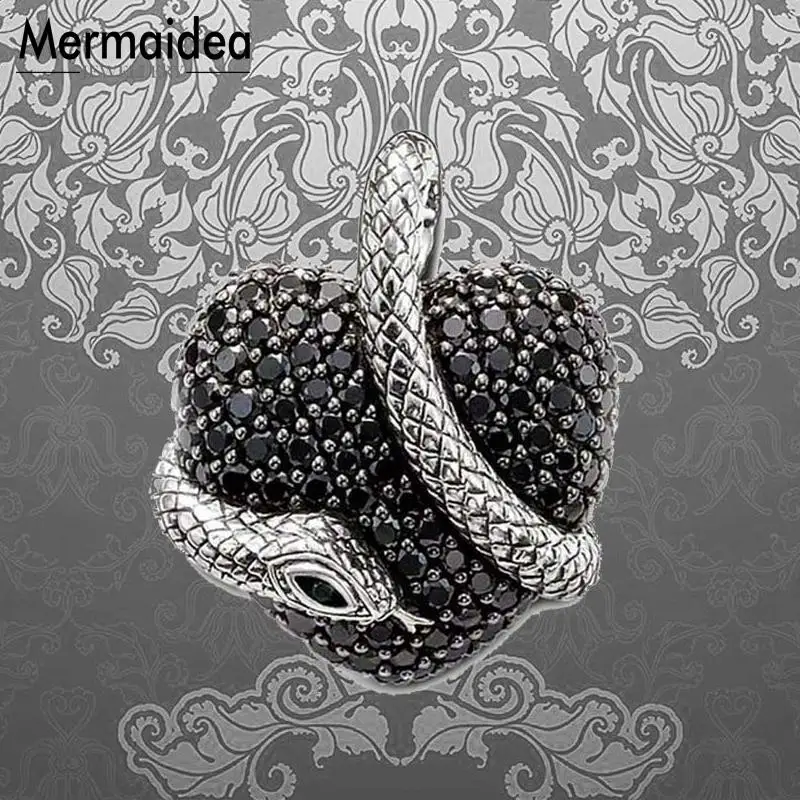 Black CZ Snake Heart Pendant Fashion Jewelry 925 Sterling Silver Trendy Gift For Women Girls Fit Necklace 2019 Bijoux Femme
Black CZ Snake Heart Pendant Fashion Jewelry 925 Sterling Silver Trendy Gift For Women Girls Fit Necklace 2019 Bijoux Femme