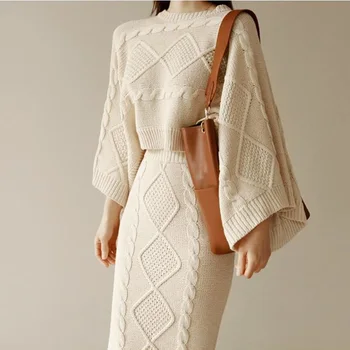 Knitted suit female set 2 pieces pants winter warm women ladies elegant two piece sets knitted suits for women 2019 DD1738 S
Knitted suit female set 2 pieces pants winter warm women ladies elegant two piece sets knitted suits for women 2019 DD1738 S