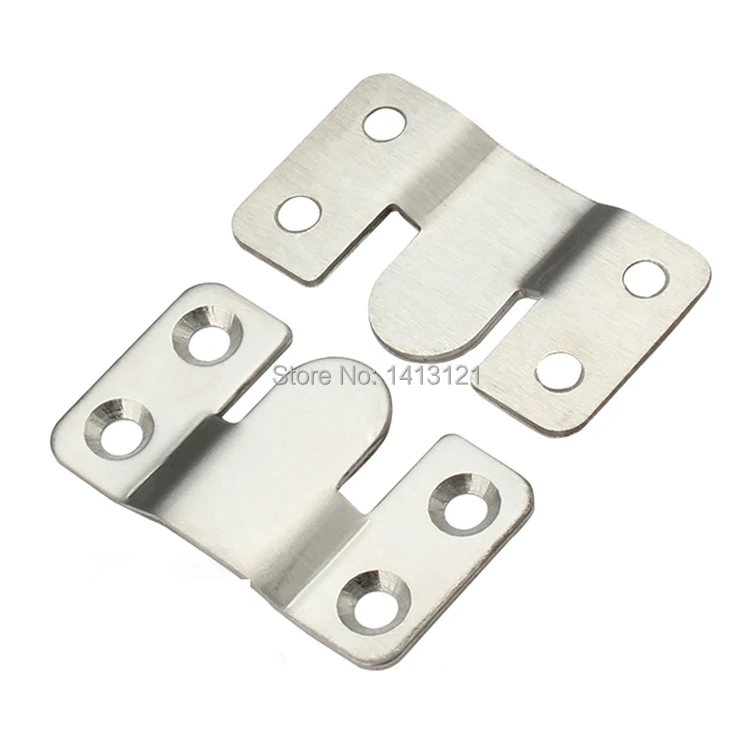 Swinging bracket mirror