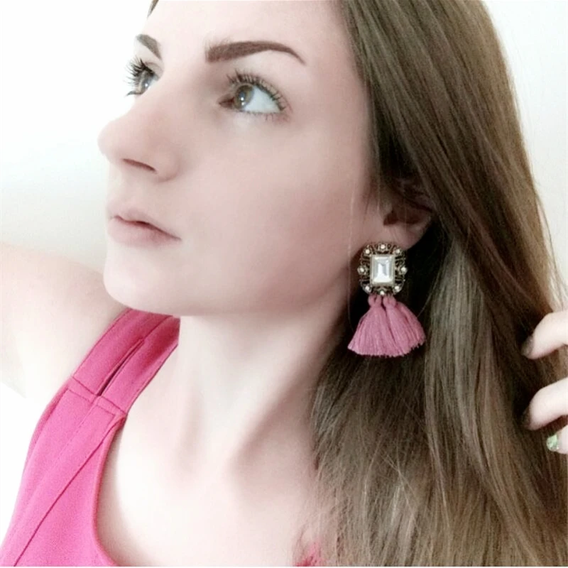 JURAN 2019 Fashion Jewelry Women Crysta Vintage Tassel Statement Bib Stud Earrings For Women Jewelry Factory Price E2104
JURAN 2019 Fashion Jewelry Women Crysta Vintage Tassel Statement Bib Stud Earrings For Women Jewelry Factory Price E2104