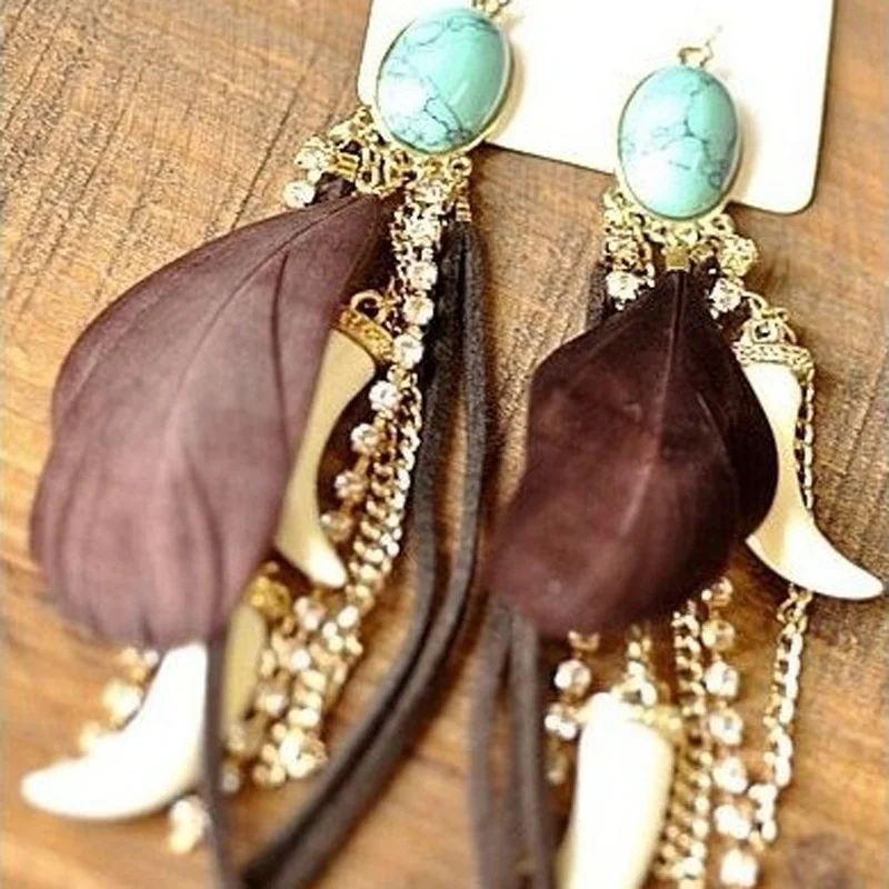 European Rhinestone Tassel Long Drop Dangle Earrings For Women Feather leather ivory Green Stone Earrings Fringe India Jewelry
European Rhinestone Tassel Long Drop Dangle Earrings For Women Feather leather ivory Green Stone Earrings Fringe India Jewelry