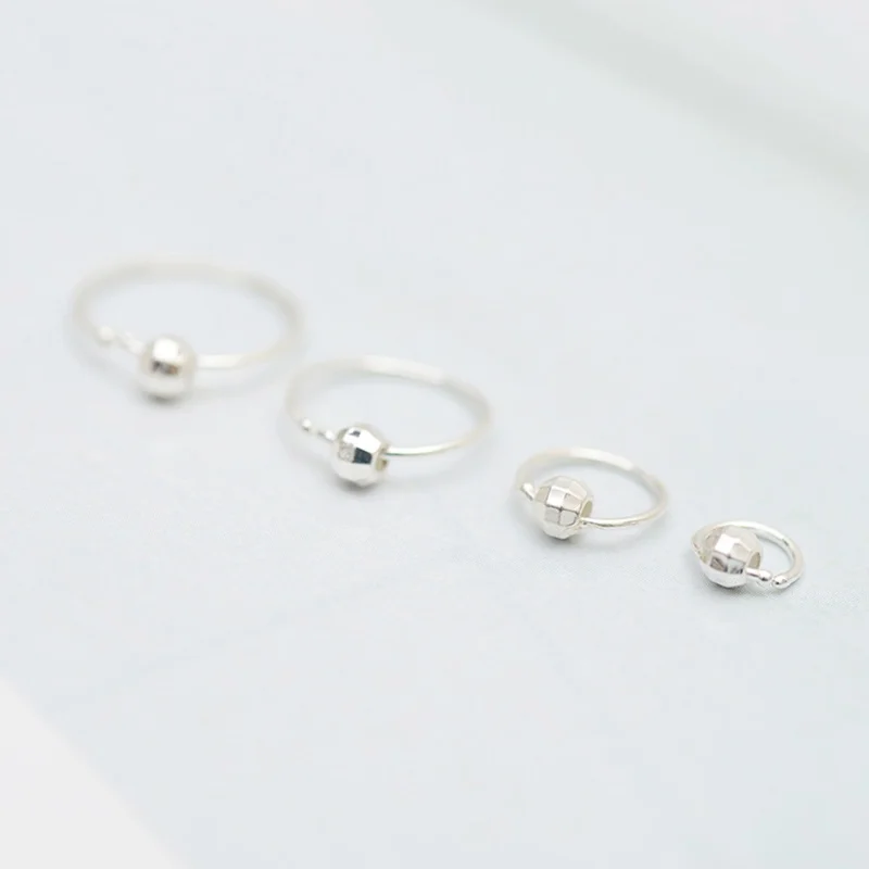2PCS/Pair Real 925 Sterling Silver Earrings for Women Men Girls Boys Single Loop with Ball Hoop Earrings Unisex Aros Jewelry
2PCS/Pair Real 925 Sterling Silver Earrings for Women Men Girls Boys Single Loop with Ball Hoop Earrings Unisex Aros Jewelry