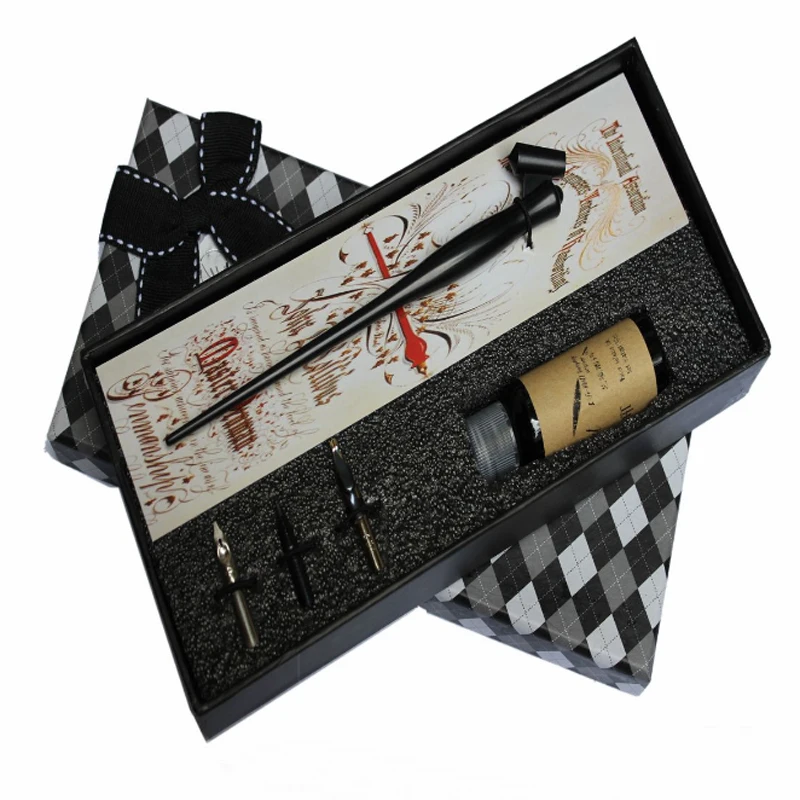 Top Antique Copperplate Calligraphy Dip Pen Set Italy Gothic Script Pen with Adjustable Flange 1 inks 3 nibs 1 Gift Box
Top Antique Copperplate Calligraphy Dip Pen Set Italy Gothic Script Pen with Adjustable Flange 1 inks 3 nibs 1 Gift Box