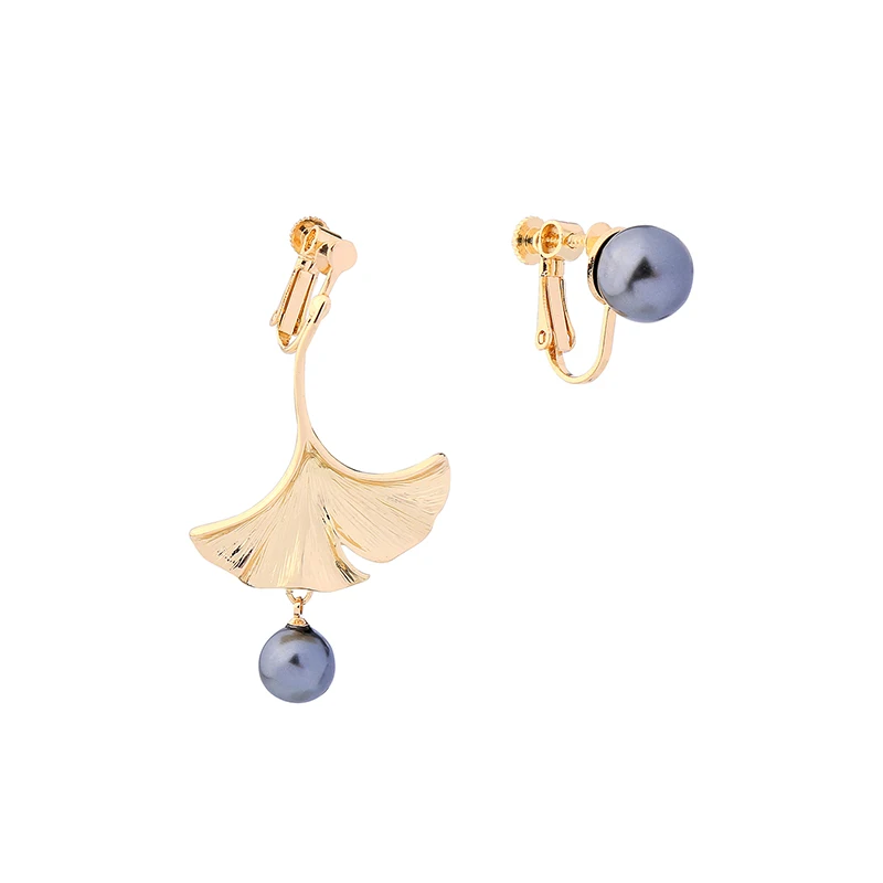 Ginkgo Leaf Gold Color Asymmetric Clip Earrings Imitation Pearl For No Ear Hole Earrings For Women Fashion Jewelry
Ginkgo Leaf Gold Color Asymmetric Clip Earrings Imitation Pearl For No Ear Hole Earrings For Women Fashion Jewelry