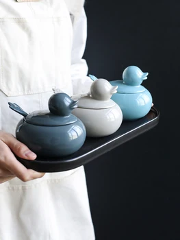 Ceramic Duck Castor Cute Cartoon Duckling Seasoning Jar Children Love Spice Tools Kitchen Tools Pot with Lid Spoon Friend Gift
Ceramic Duck Castor Cute Cartoon Duckling Seasoning Jar Children Love Spice Tools Kitchen Tools Pot with Lid Spoon Friend Gift