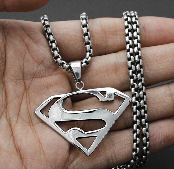 18''- 28'' wide 3mm Box- Rolo Chain Silver Tone Stainless Steel superman Pendant Necklace for Men boy women
18''- 28'' wide 3mm Box- Rolo Chain Silver Tone Stainless Steel superman Pendant Necklace for Men boy women