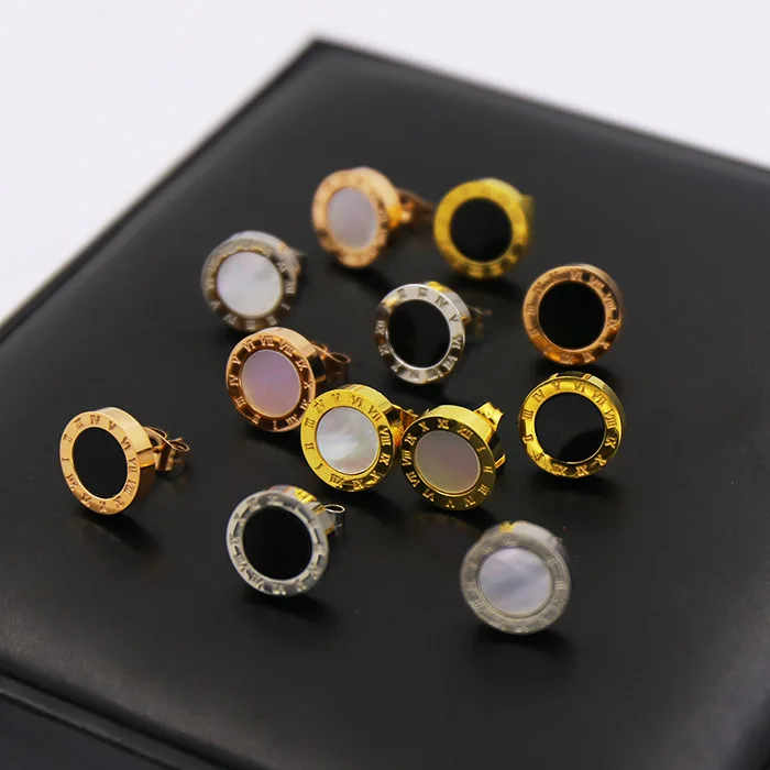 2 pairs a lot white shell and black round stud man earring /women unisex earrings
2 pairs a lot white shell and black round stud man earring /women unisex earrings