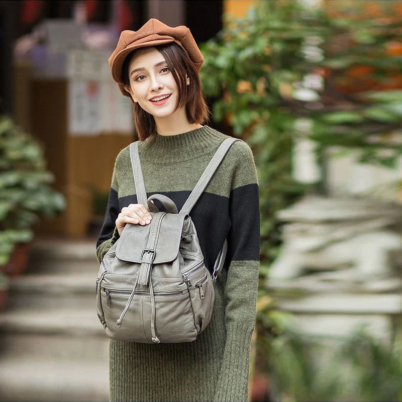100% Genuine Leather Women's Backpack Real First Layer Cow Leather Ladies' Backpacks Travel ipad Cowhide Female Bags
100% Genuine Leather Women's Backpack Real First Layer Cow Leather Ladies' Backpacks Travel ipad Cowhide Female Bags