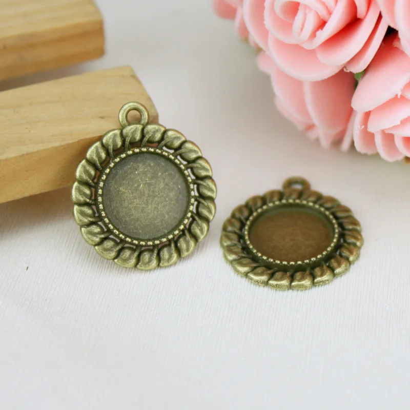 

60pcs 21mm ancient bronze Pendant Setting 12mm glass Cabochon Cameo Base Tray Bezel with wing Blank Jewelry Making Findings