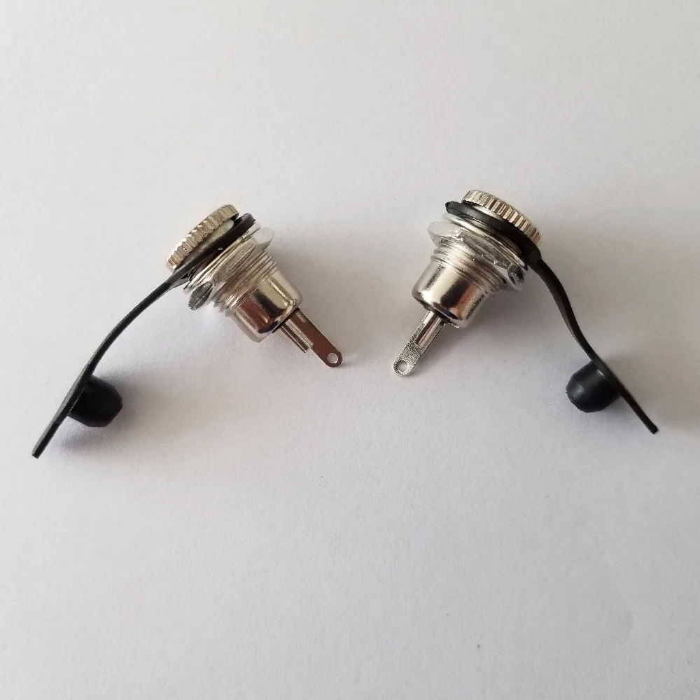 2pcs/sale YT139Y DC-099 5.5*2.1mm Metal Socket DC Power Jack Large Current with Waterproof Cap Drop Shipping
2pcs/sale YT139Y DC-099 5.5*2.1mm Metal Socket DC Power Jack Large Current with Waterproof Cap Drop Shipping