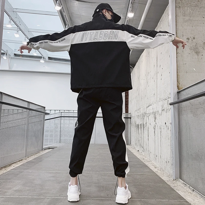 Men's Sportswear Sets Patchwork Zipper Men 2 Piece Sweatshirt + Sweatpants Set Sporting Suit Jacket+Pant Sweatsuit Men Clothing
Men's Sportswear Sets Patchwork Zipper Men 2 Piece Sweatshirt + Sweatpants Set Sporting Suit Jacket+Pant Sweatsuit Men Clothing