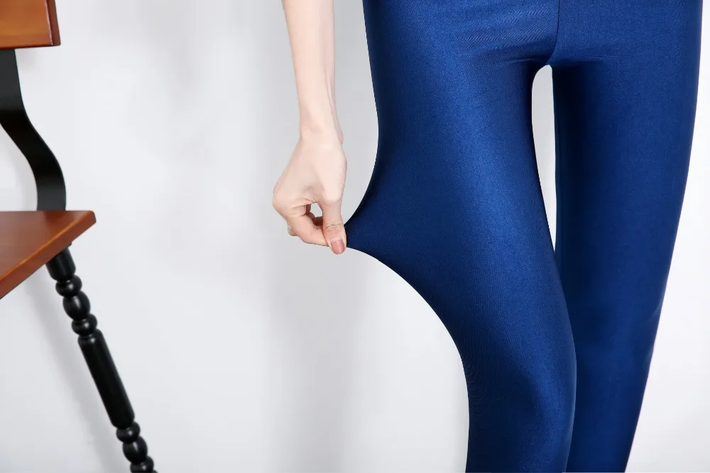 Hot Selling 2020 Women Solid Color Fluorescent Shiny Pant Leggings Large Size Spandex Shinny Elasticity Casual Trousers For Girl Hot Selling 2020 Women Solid Color Fluorescent Shiny Pant Leggings Large Size Spandex Shinny Elasticity Casual Trousers For Girl