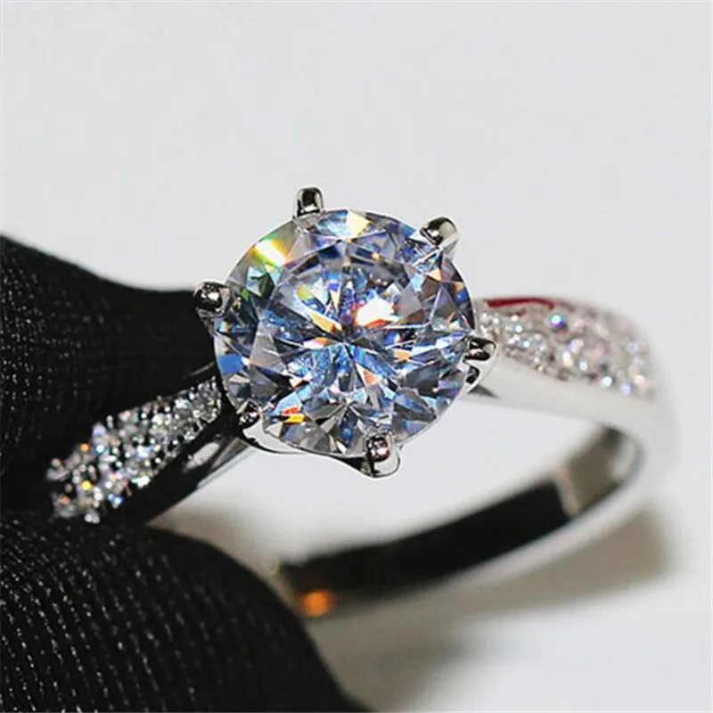 Classic Six Claw Zircon Wedding Rings For Women Jewelry Silver Color Engagement Rings Female Anel Bijoux Free Shipping JZ047
Classic Six Claw Zircon Wedding Rings For Women Jewelry Silver Color Engagement Rings Female Anel Bijoux Free Shipping JZ047