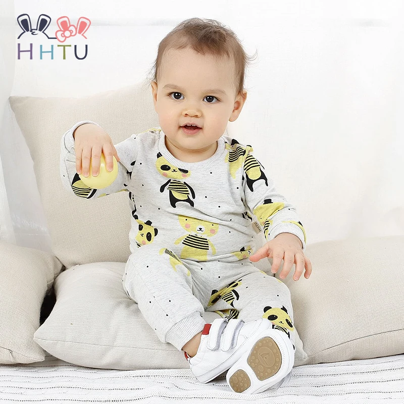 HHTU 2018 Children Clothes Pants Set Kid Sports Sweater Suit Spring Autumn Pajamas Suit Long Sleeve Pajama Home Nightgown New
HHTU 2018 Children Clothes Pants Set Kid Sports Sweater Suit Spring Autumn Pajamas Suit Long Sleeve Pajama Home Nightgown New