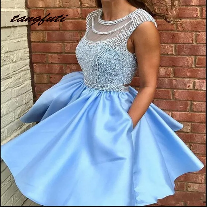 Sky Blue Homecoming Graduation Dresses 2019 with Pocket Sweet 16 Short A-Line Backless Beads Pearls Prom Party Cocktail Dresses
Sky Blue Homecoming Graduation Dresses 2019 with Pocket Sweet 16 Short A-Line Backless Beads Pearls Prom Party Cocktail Dresses