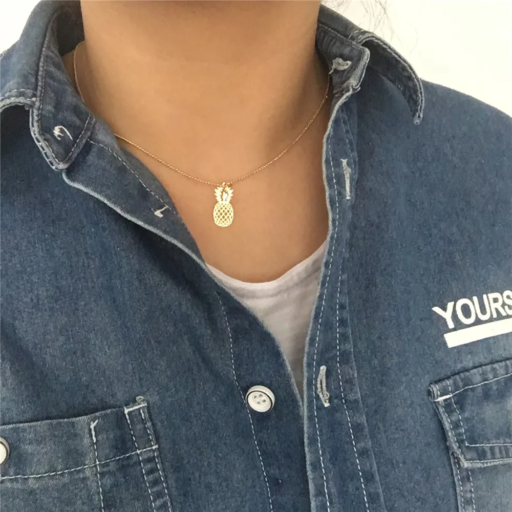 CUTE GOLD COLOR WITH PINEAPPLE PENDANT SHORT DELICATE NECKLACE FOR WOMEN GIRL
CUTE GOLD COLOR WITH PINEAPPLE PENDANT SHORT DELICATE NECKLACE FOR WOMEN GIRL