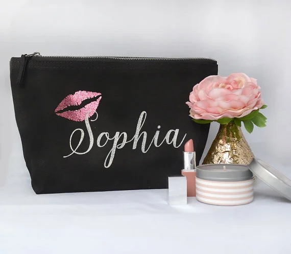 personalized lips names bridesmaid wedding Gift Make Up Bags makeup toiletry comestic kits Unique Gift for Bridal Party favors
personalized lips names bridesmaid wedding Gift Make Up Bags makeup toiletry comestic kits Unique Gift for Bridal Party favors