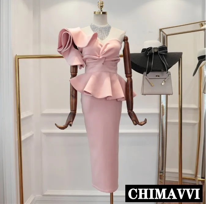 Women Party Dress 2019 New Summer Sexy One Shoulder Ruffled Backless Shirt Tops + High Waist Pencil Skirt Two-piece Skirt Suit
Women Party Dress 2019 New Summer Sexy One Shoulder Ruffled Backless Shirt Tops + High Waist Pencil Skirt Two-piece Skirt Suit