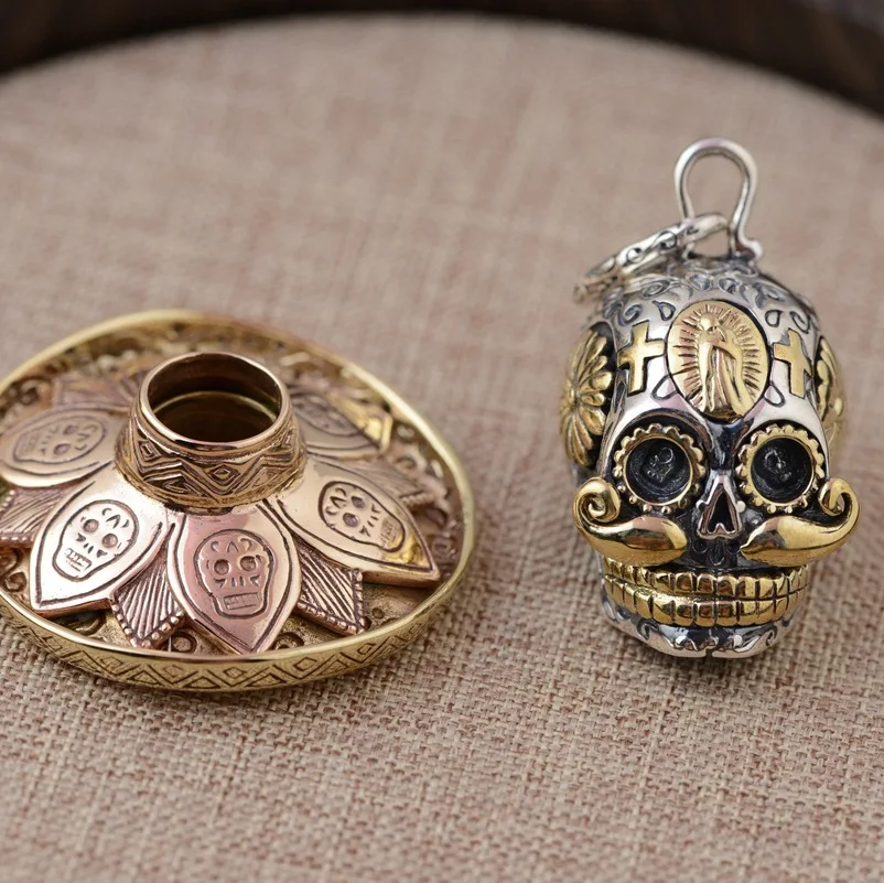 solid 925 sterling Silver Thailand skull hat pendant charm tag jewelry decoration pendant bracelet keychain DIy ect A23
solid 925 sterling Silver Thailand skull hat pendant charm tag jewelry decoration pendant bracelet keychain DIy ect A23