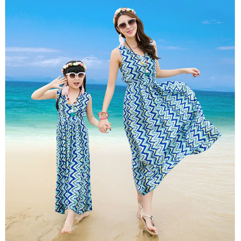 Family Look Clothing Striped Mother Daughter Dresses Family Matching Outfits T-shirt Clothing Set Father Son Family ClothesCC746
Family Look Clothing Striped Mother Daughter Dresses Family Matching Outfits T-shirt Clothing Set Father Son Family ClothesCC746