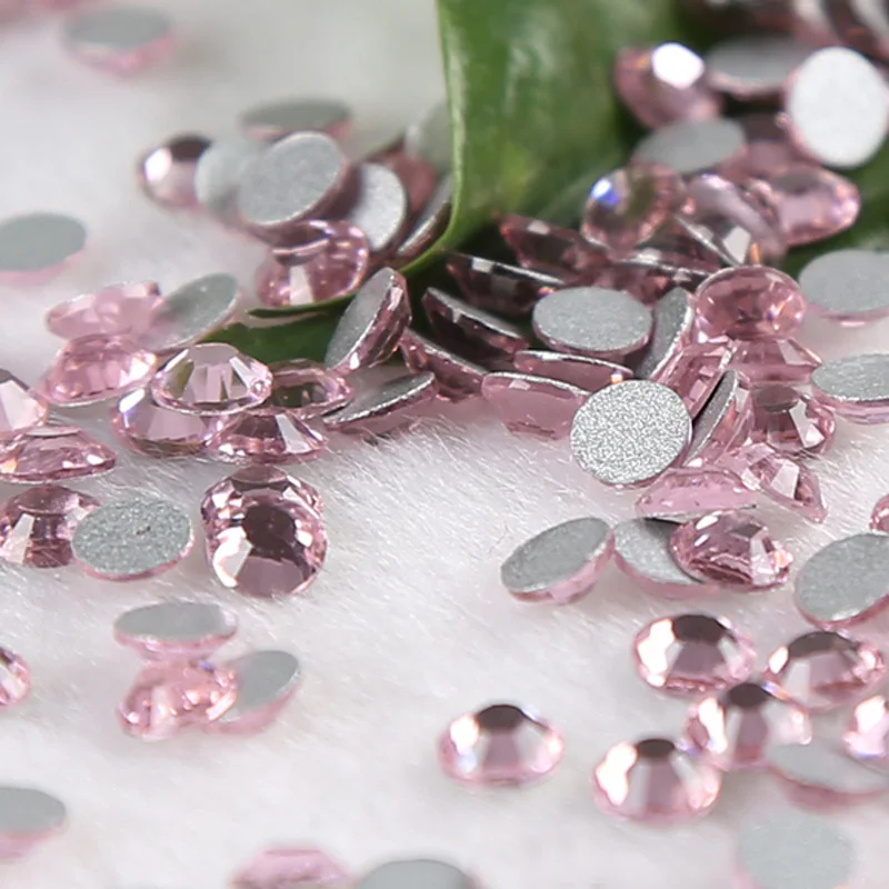 SS3 Light Pink Nail Art Crystal non hotfix Rhinestones 1440pcs/bag Gule glass strass glitters for DIY Nail Decoration work
SS3 Light Pink Nail Art Crystal non hotfix Rhinestones 1440pcs/bag Gule glass strass glitters for DIY Nail Decoration work
