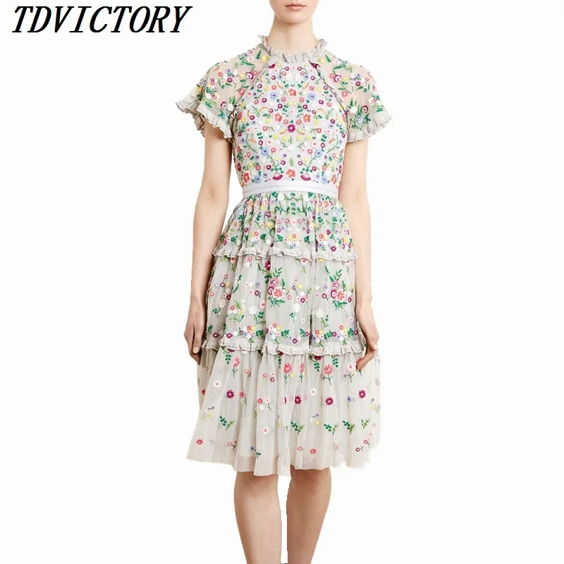 Sweet Flower Embroidery Lace Summer Dress 2019 Women Mesh Patchwork Dress Runway Short Sleeve Casual Party Princess Dress
Sweet Flower Embroidery Lace Summer Dress 2019 Women Mesh Patchwork Dress Runway Short Sleeve Casual Party Princess Dress