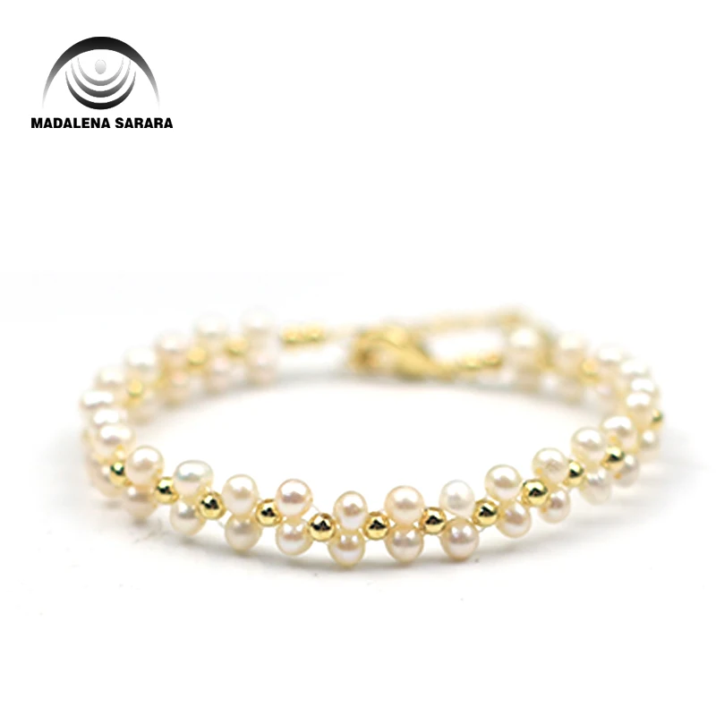 MADALENA SARARA 4mm AA Freshwater Pearl Beaded Bracelet Two Rows Pearl Two Colors Options
MADALENA SARARA 4mm AA Freshwater Pearl Beaded Bracelet Two Rows Pearl Two Colors Options