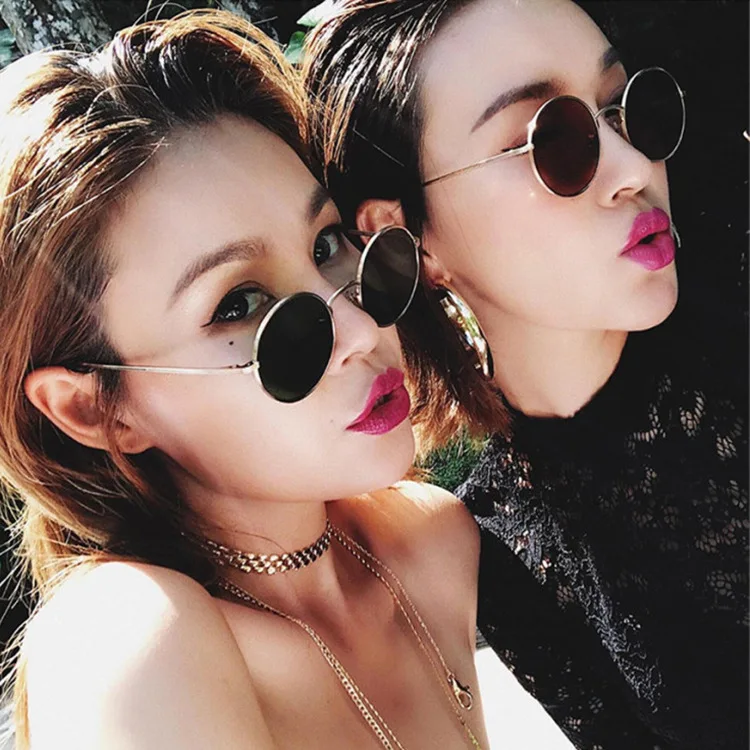 Retro Metal Sunglasses Women Round Sun Glasses Brand Designer Red Circle Glasses Female Shades UV400 Eyewear
Retro Metal Sunglasses Women Round Sun Glasses Brand Designer Red Circle Glasses Female Shades UV400 Eyewear