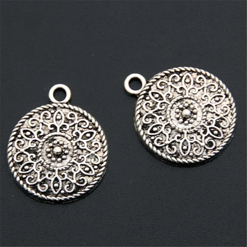 20pcs Antique Silver Round Flowers Circle Pendants Charms Vintage Style Zinc Alloy Charm Pendant A2551
20pcs Antique Silver Round Flowers Circle Pendants Charms Vintage Style Zinc Alloy Charm Pendant A2551