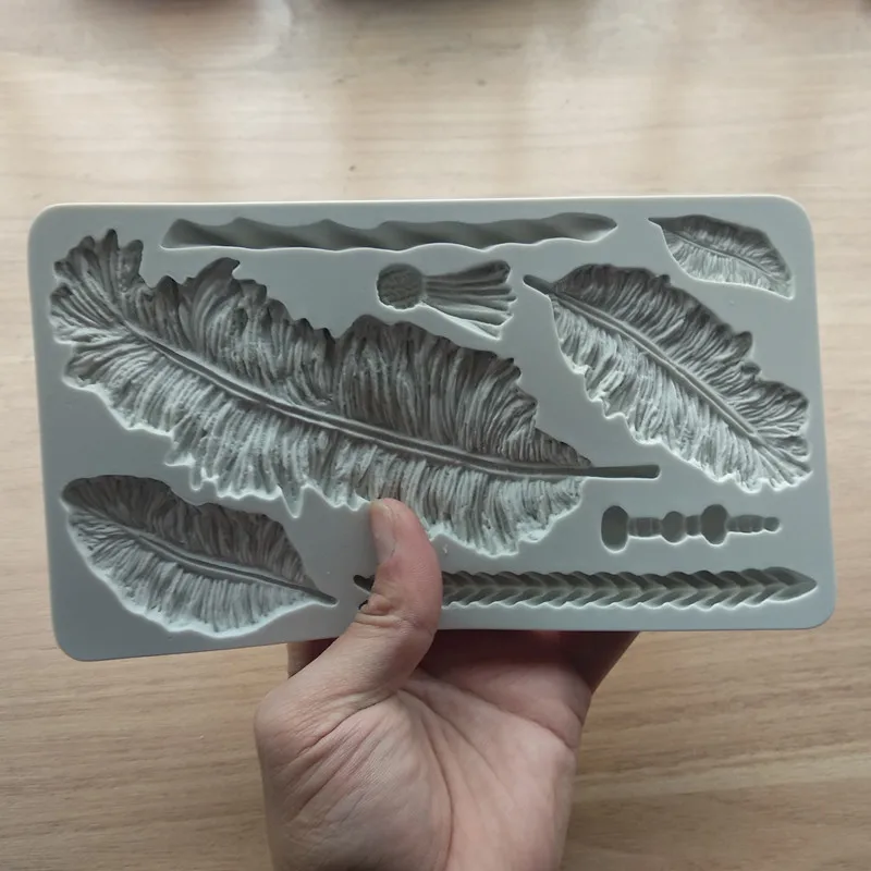 Feather Design Collections Fondant Cake Mold Lace Mold Food Grade Silicone Mold for Kitchen Baking Decoration Tool SQ1832 
Feather Design Collections Fondant Cake Mold Lace Mold Food Grade Silicone Mold for Kitchen Baking Decoration Tool SQ1832