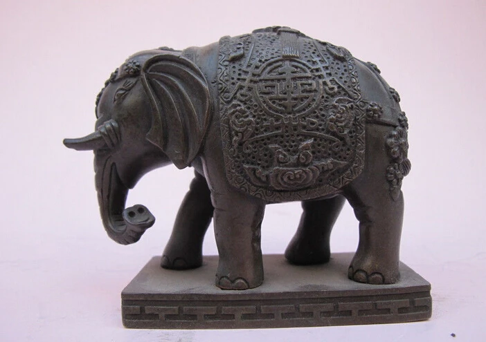 wholesale factory Chinese Pure bronze handwork carve Thailand Elephant Royal decorative statue
wholesale factory Chinese Pure bronze handwork carve Thailand Elephant Royal decorative statue