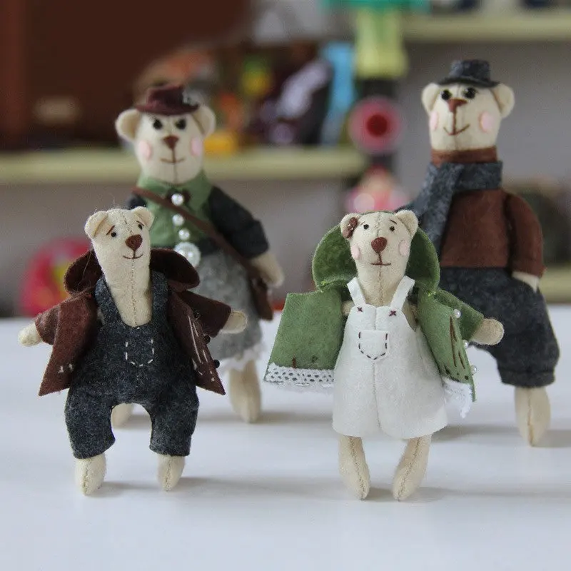 Sweet Family of Bears Felt DIY Dolls Keys & Backpack Pendant Sewing Art Felt DIY Package Simple DIY Exercise For Kindergarten
Sweet Family of Bears Felt DIY Dolls Keys & Backpack Pendant Sewing Art Felt DIY Package Simple DIY Exercise For Kindergarten