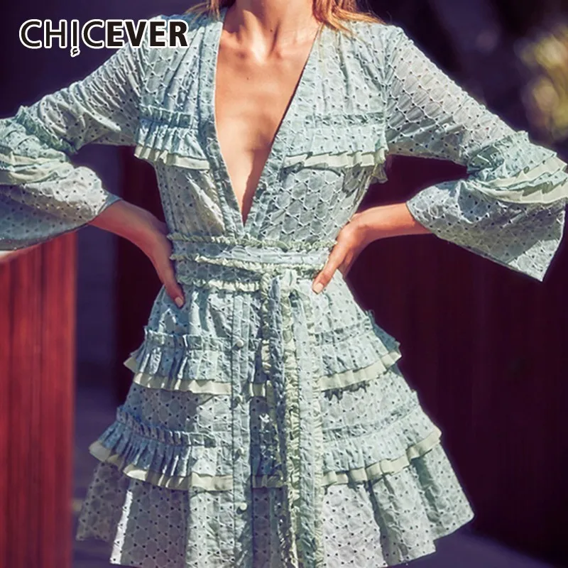 CHICEVER Summer Korean A Line Dresses For Women V Neck Flare Sleeve Lace Up High Waist Dress Female 2019 Fashion New Korean
CHICEVER Summer Korean A Line Dresses For Women V Neck Flare Sleeve Lace Up High Waist Dress Female 2019 Fashion New Korean