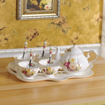 Bone china Coffee Cup set tea cup and saucer Nordic Ceramic coffee tea Cups british Afternoon tea Set Advanced ceramics cup
Bone china Coffee Cup set tea cup and saucer Nordic Ceramic coffee tea Cups british Afternoon tea Set Advanced ceramics cup