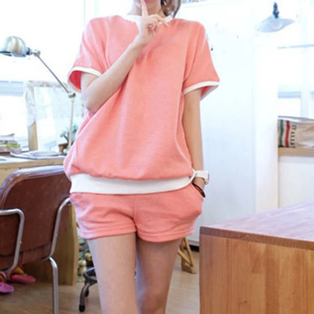Korean Woman Loose Short-sleeved Fake V-Neck T-shirt Casual Shorts Suit Two Sets Pyjamas
Korean Woman Loose Short-sleeved Fake V-Neck T-shirt Casual Shorts Suit Two Sets Pyjamas