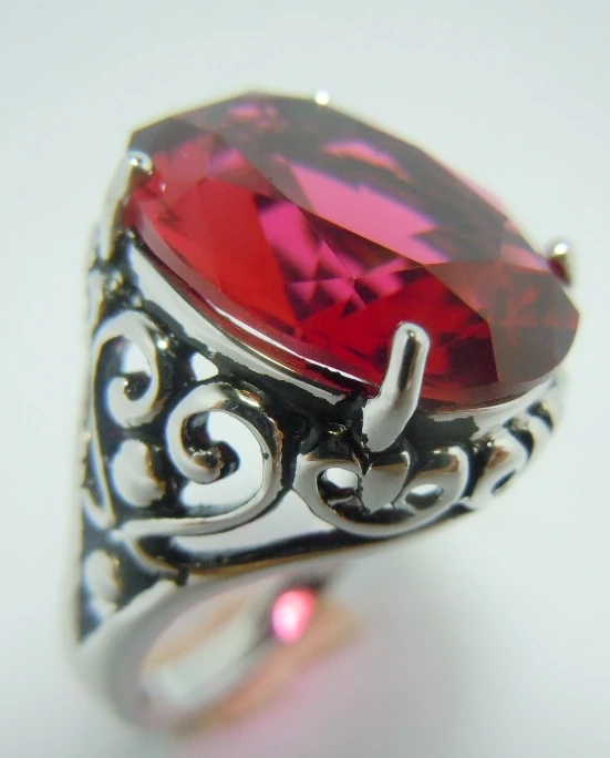 Fashion women wind restoring ancient ways heart-shaped pattern red gem restoring ancient ways The ancient silver ring
Fashion women wind restoring ancient ways heart-shaped pattern red gem restoring ancient ways The ancient silver ring