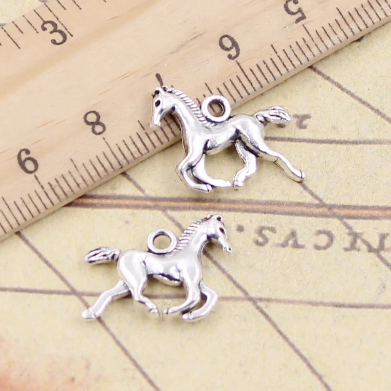 20pcs Charms Running Horse 22x15mm Tibetan Bronze Silver Color Pendants Antique Jewelry Making DIY Handmade Craft
20pcs Charms Running Horse 22x15mm Tibetan Bronze Silver Color Pendants Antique Jewelry Making DIY Handmade Craft