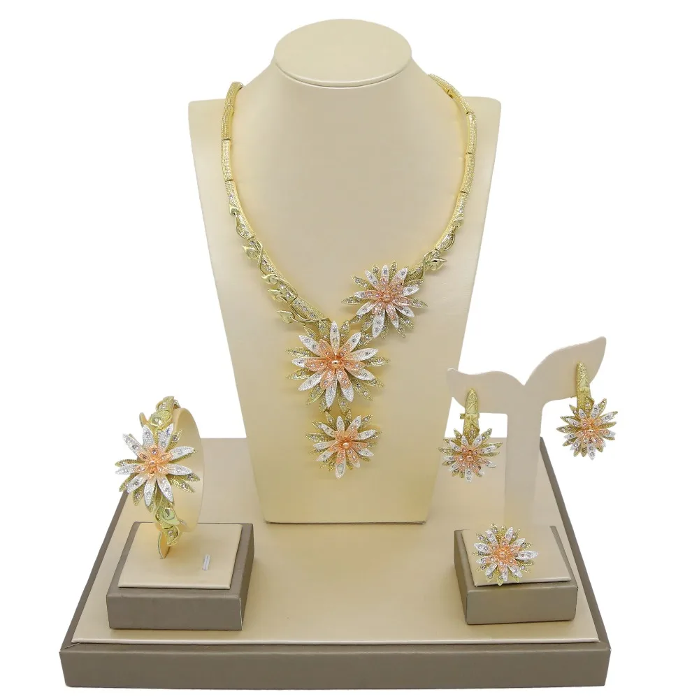 Yulaili 2019 New African Jewellery Design Uses Three Colors Of Gold, White And Rose Gold, And A Unique Moon Shape Big Necklace
Yulaili 2019 New African Jewellery Design Uses Three Colors Of Gold, White And Rose Gold, And A Unique Moon Shape Big Necklace
