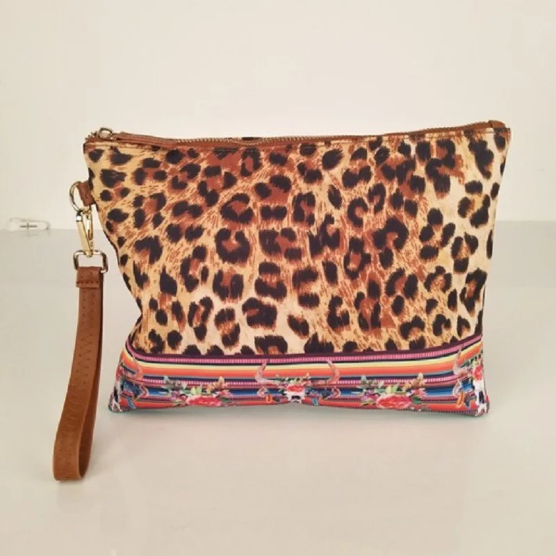 Wholesale Domil Endless Cowhide Serape Wristlet Bag Cowhide Clutch Bag Canvas Pouch DOM1031226
Wholesale Domil Endless Cowhide Serape Wristlet Bag Cowhide Clutch Bag Canvas Pouch DOM1031226