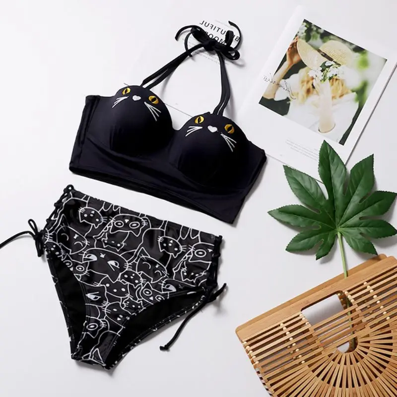 Women Plus Size Two-Piece Bikini Set Halter VNeck 3D Ears Ruched Crop Top High Waist Cartoon Cat Printed Side Tie Thong Swimsuit
Women Plus Size Two-Piece Bikini Set Halter VNeck 3D Ears Ruched Crop Top High Waist Cartoon Cat Printed Side Tie Thong Swimsuit