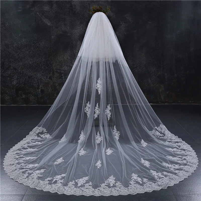 Romantic 4 M Wedding Veil Cathedral One Layer Lace Appliqued Long Bridal Veils With Comb Woman Marry Gifts 2018 New Accessories
Romantic 4 M Wedding Veil Cathedral One Layer Lace Appliqued Long Bridal Veils With Comb Woman Marry Gifts 2018 New Accessories