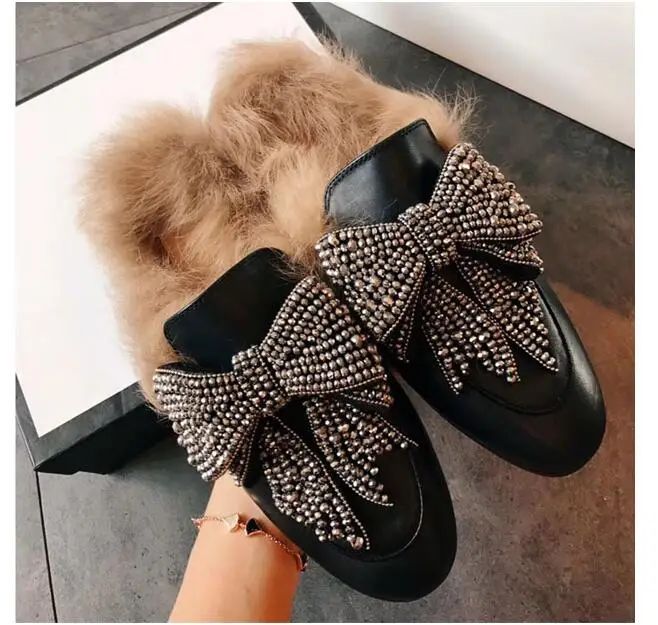 Luxury Leather With Fur Women Indoor Outside Shoes Woman Crystal Bow Tie Sapatos Mulher Street Fashion Shoes Loafers Pumps
Luxury Leather With Fur Women Indoor Outside Shoes Woman Crystal Bow Tie Sapatos Mulher Street Fashion Shoes Loafers Pumps