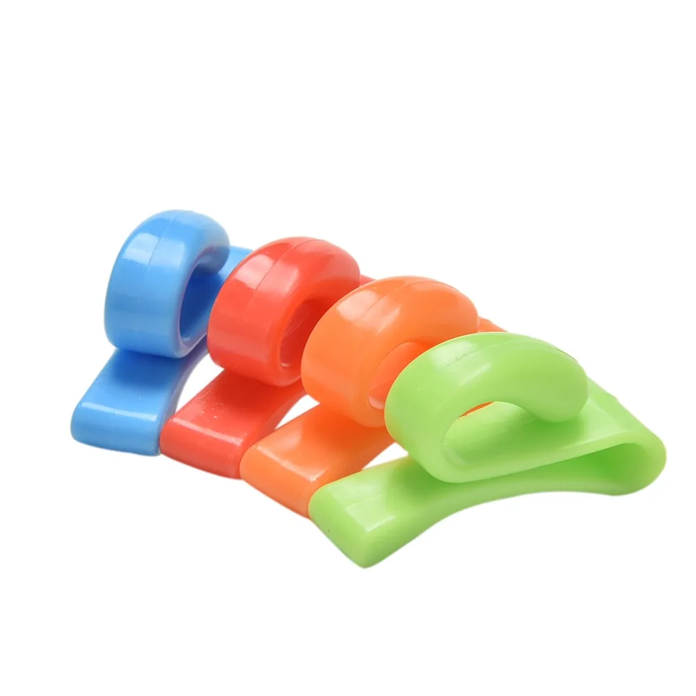 2PCS Home Plastic Novelty Mini Cute Creative Anti-lost Hook Within The Bag Key Storage Holder Rack Bag Hooks 
2PCS Home Plastic Novelty Mini Cute Creative Anti-lost Hook Within The Bag Key Storage Holder Rack Bag Hooks