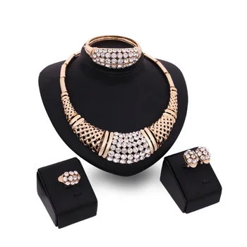 2020 african bead necklace Three colour jewelry sets gold african jewelry set african beads jewelry set necklace Free Gift Box
2020 african bead necklace Three colour jewelry sets gold african jewelry set african beads jewelry set necklace Free Gift Box